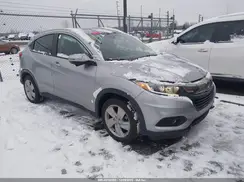 3CZRU6H57KM736135 2019 HONDA HR-V