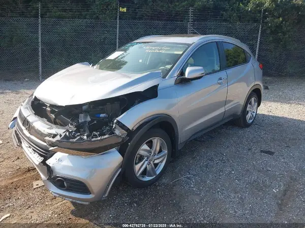 3CZRU6H57KM739858 2019 HONDA HR-V - Image 2