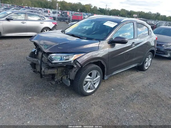 3CZRU6H57KM740590 2019 HONDA HR-V - Image 2