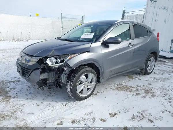 3CZRU6H57KM743599 2019 HONDA HR-V - Image 2