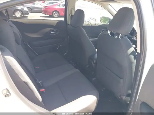 3CZRU6H57LM712290 2020 HONDA HR-V - Image 8