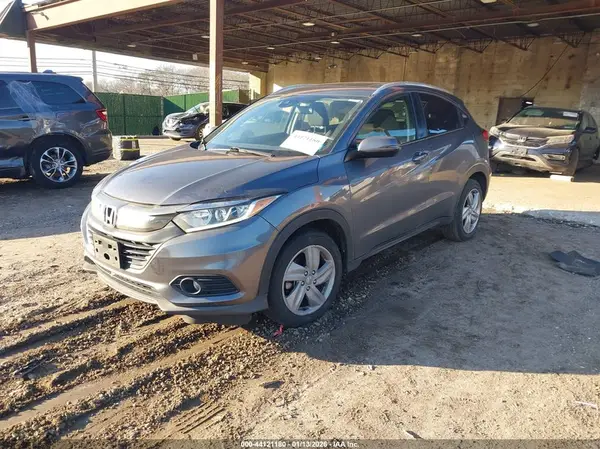 3CZRU6H57LM714878 2020 HONDA HR-V - Image 2