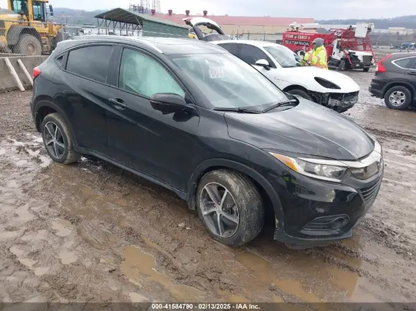 3CZRU6H57MM704501 2021 HONDA HR-V - Image 1