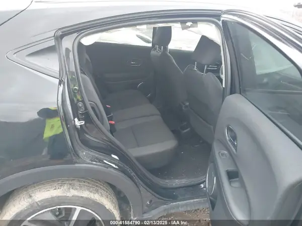 3CZRU6H57MM704501 2021 HONDA HR-V - Image 8