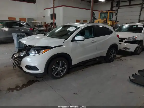 3CZRU6H57MM707687 2021 HONDA HR-V - Image 2