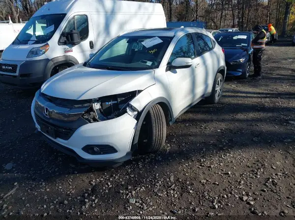 3CZRU6H57MM720164 2021 HONDA HR-V - Image 2