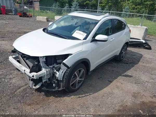 3CZRU6H57MM724814 2021 HONDA HR-V - Image 2