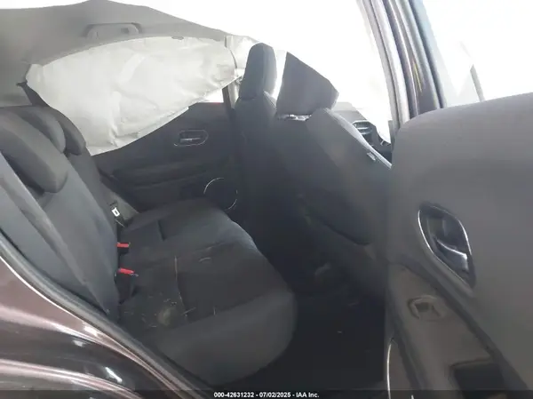 3CZRU6H57MM726224 2021 HONDA HR-V - Image 8