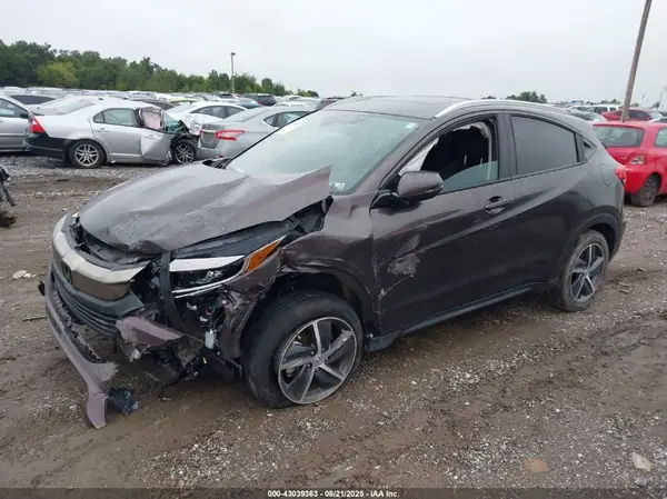 3CZRU6H57MM728233 2021 HONDA HR-V - Image 2