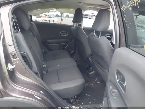 3CZRU6H57MM728233 2021 HONDA HR-V - Image 8