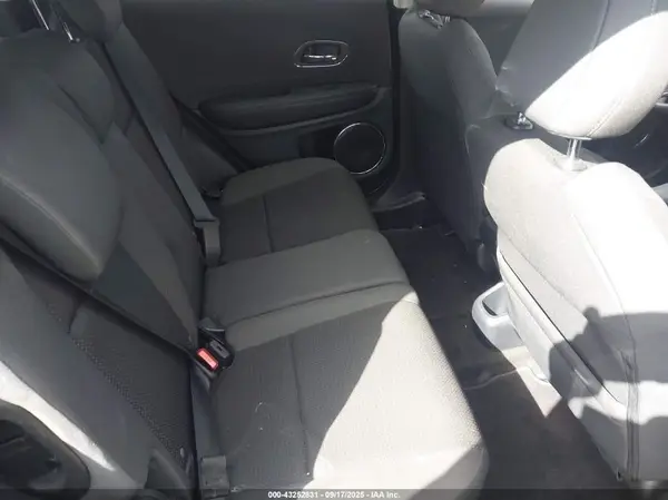 3CZRU6H57MM729866 2021 HONDA HR-V - Image 8