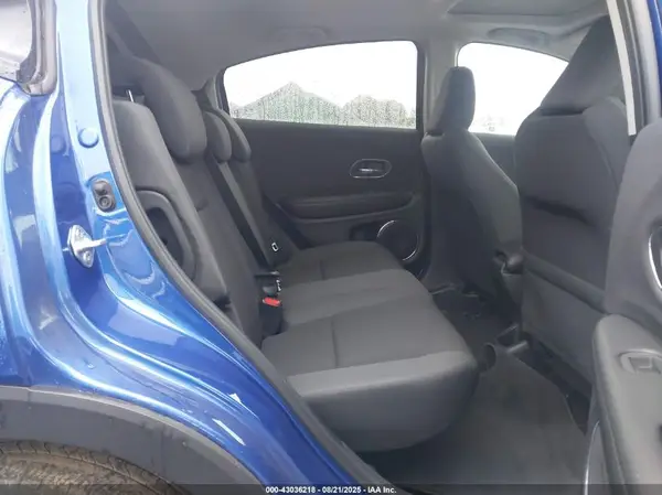 3CZRU6H57MM731052 2021 HONDA HR-V - Image 8