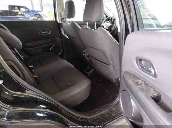 3CZRU6H57MM735201 2021 HONDA HR-V - Image 8