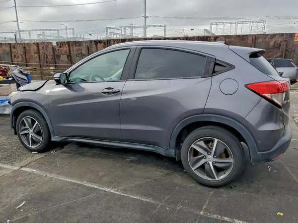 3CZRU6H57MM749065 2021 HONDA HR-V - Image 2