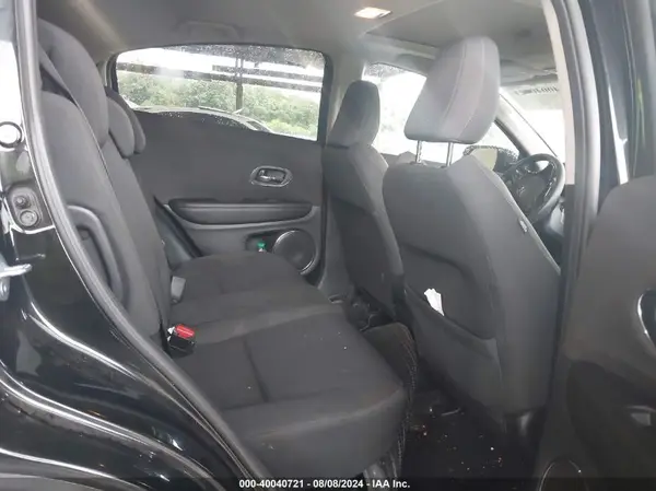 3CZRU6H57NM714883 2022 HONDA HR-V - Image 8