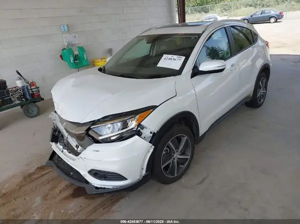 3CZRU6H57NM730324 2022 HONDA HR-V - Image 2