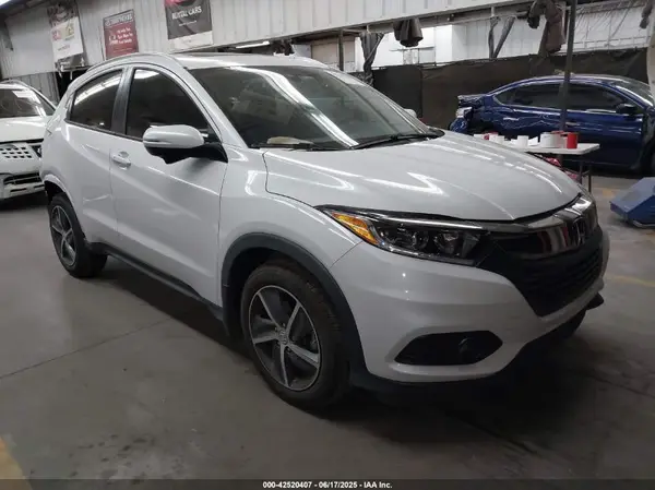 3CZRU6H57NM730372 2022 HONDA HR-V - Image 1
