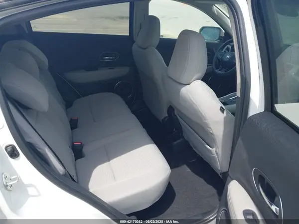 3CZRU6H57NM741839 2022 HONDA HR-V - Image 8