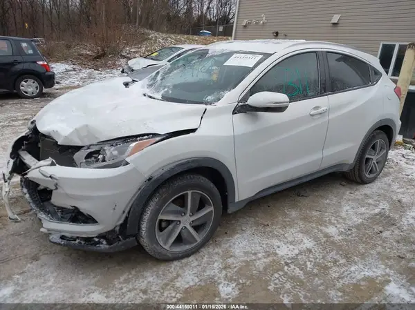 3CZRU6H57NM754820 2022 HONDA HR-V - Image 2