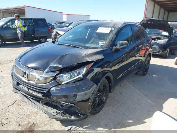 3CZRU6H57NM757314 2022 HONDA HR-V - Image 2