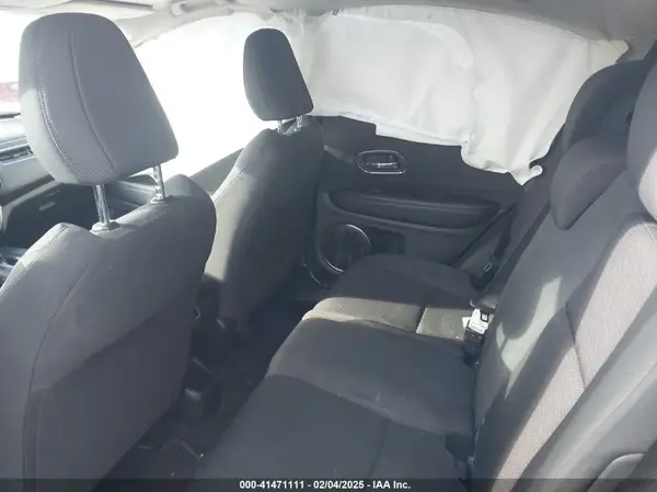 3CZRU6H57NM758592 2022 HONDA HR-V - Image 8