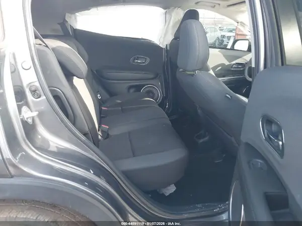 3CZRU6H57NM759998 2022 HONDA HR-V - Image 8