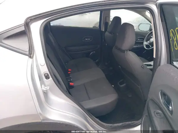 3CZRU6H57NM765039 2022 HONDA HR-V - Image 8