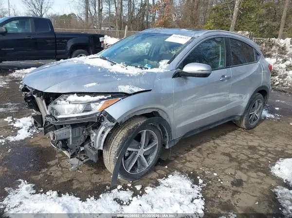 3CZRU6H57NM765445 2022 HONDA HR-V - Image 2