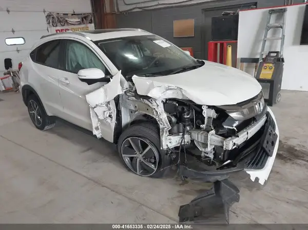 3CZRU6H57NM775277 2022 HONDA HR-V - Image 1