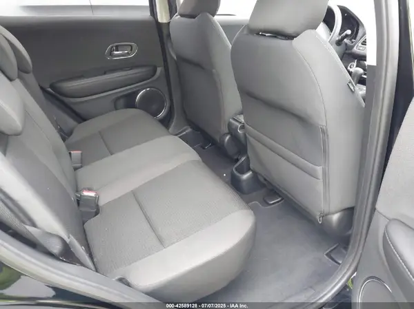 3CZRU6H57NM775831 2022 HONDA HR-V - Image 8