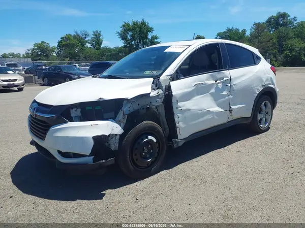 3CZRU6H58GM707671 2016 HONDA HR-V - Image 2