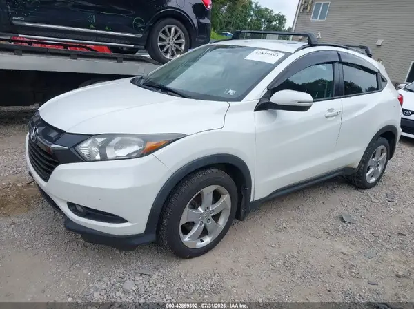 3CZRU6H58GM717312 2016 HONDA HR-V - Image 2
