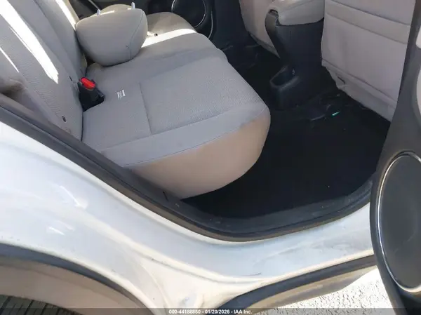 3CZRU6H58GM719335 2016 HONDA HR-V - Image 8