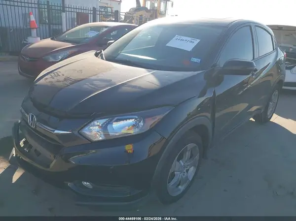 3CZRU6H58GM719450 2016 HONDA HR-V - Image 2