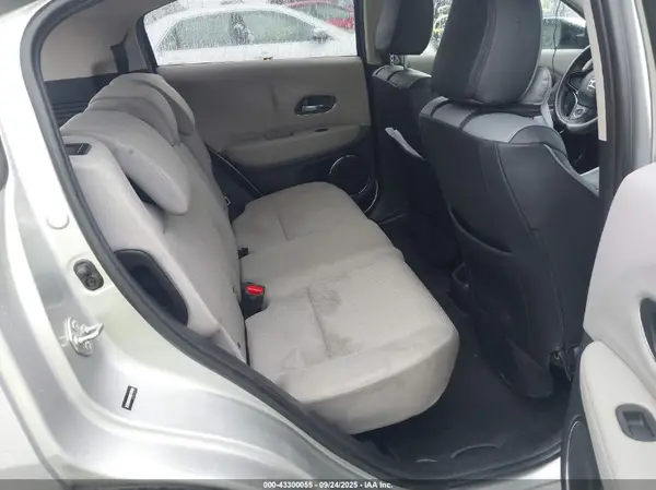 3CZRU6H58GM726088 2016 HONDA HR-V - Image 8