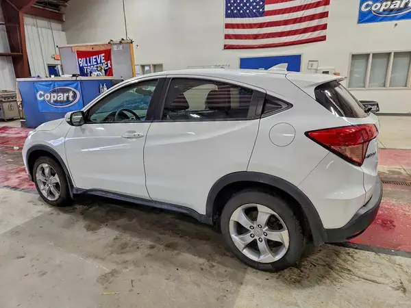 3CZRU6H58GM738970 2016 HONDA HR-V - Image 1