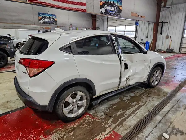 3CZRU6H58GM738970 2016 HONDA HR-V - Image 2