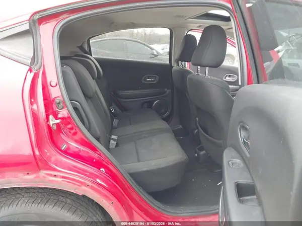 3CZRU6H58GM751198 2016 HONDA HR-V - Image 8
