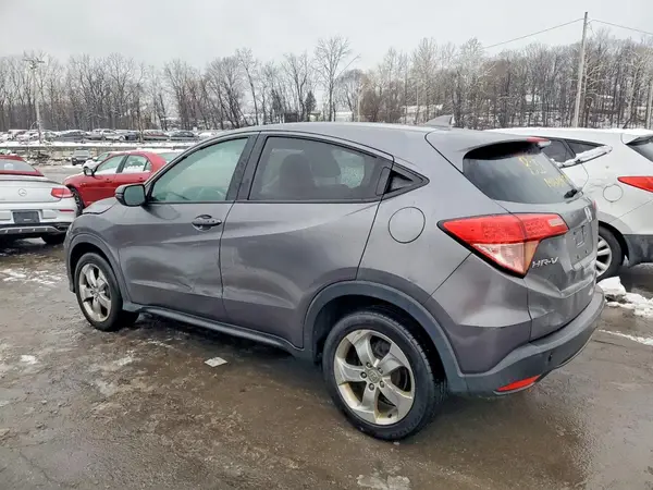 3CZRU6H58GM755820 2016 HONDA HR-V - Image 2