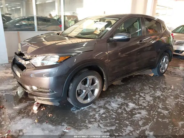 3CZRU6H58GM768437 2016 HONDA HR-V - Image 2