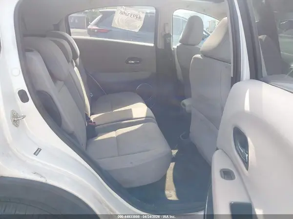 3CZRU6H58GM769927 2016 HONDA HR-V - Image 8