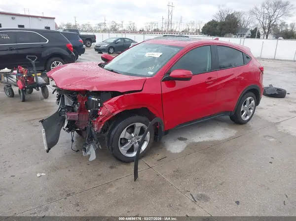 3CZRU6H58HG705371 2017 HONDA HR-V - Image 2
