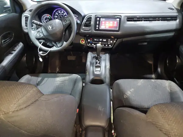 3CZRU6H58HM700415 2017 HONDA HR-V - Image 8