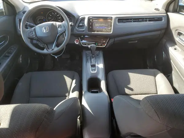 3CZRU6H58HM703282 2017 HONDA HR-V - Image 8