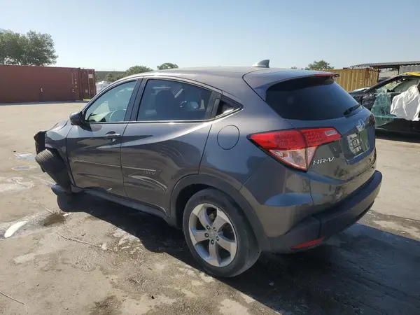 3CZRU6H58HM703301 2017 HONDA HR-V - Image 2