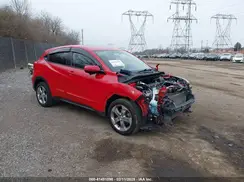 3CZRU6H58HM704335 2017 HONDA HR-V
