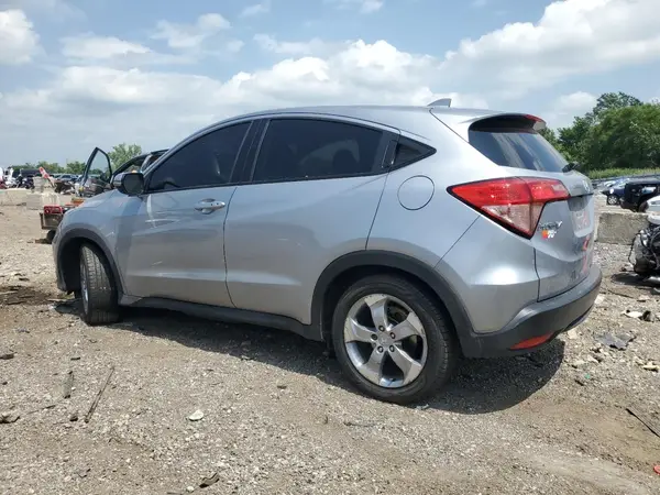 3CZRU6H58HM712449 2017 HONDA HR-V - Image 2