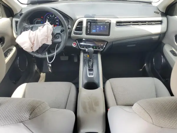 3CZRU6H58HM712449 2017 HONDA HR-V - Image 8
