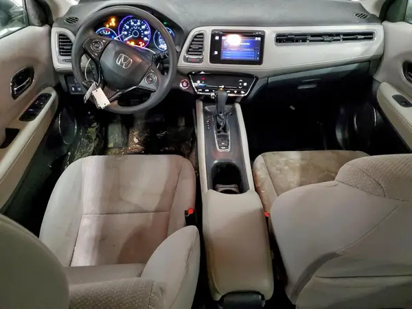3CZRU6H58HM719661 2017 HONDA HR-V - Image 8