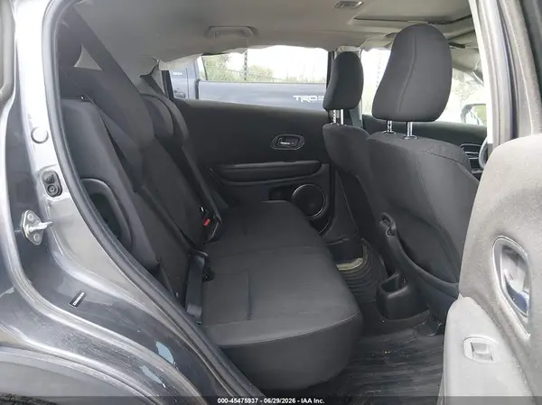 3CZRU6H58HM719899 2017 HONDA HR-V - Image 8
